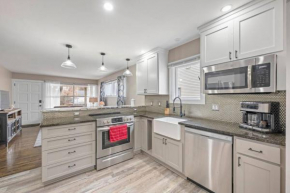 Benson. Cozy pet friendly living. No pet fees.